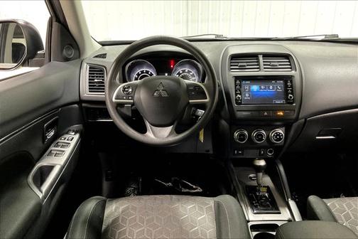2024 Mitsubishi Outlander Sport SE