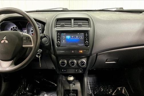 2024 Mitsubishi Outlander Sport SE