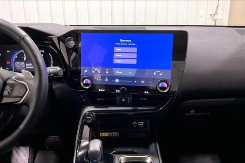 Eminent White P 2024 Lexus NX 450h+ Luxury