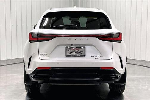 Eminent White P 2024 Lexus NX 450h+ Luxury