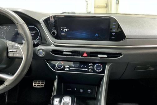 2022 Hyundai SONATA SEL Plus