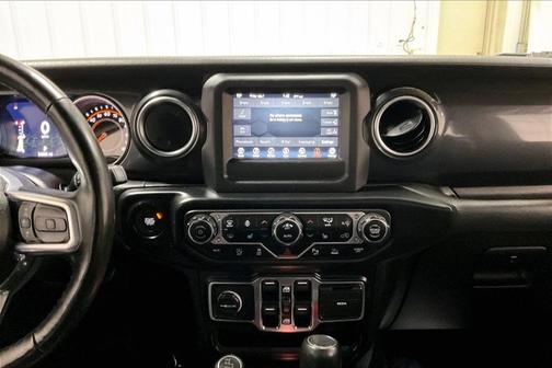 Sarge Green Clearcoat 2021 Jeep Wrangler Unlimited Sahara