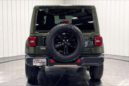 Sarge Green Clearcoat 2021 Jeep Wrangler Unlimited Sahara