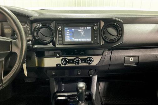 2017 Toyota Tacoma SR