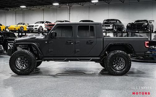 2022 Jeep Gladiator Sport S