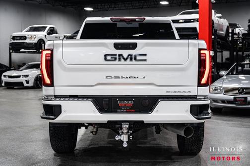 2025 GMC Sierra 3500 Denali