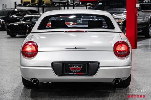 2005 Ford Thunderbird Deluxe