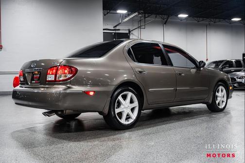 2002 INFINITI I35 Luxury