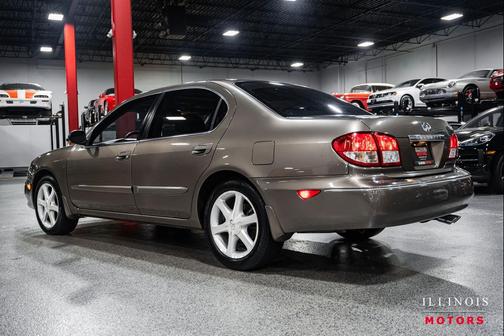 2002 INFINITI I35 Luxury