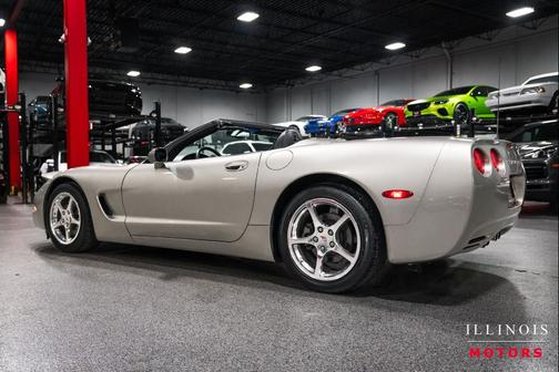 Light Pewter Metallic 2002 Chevrolet Corvette Base