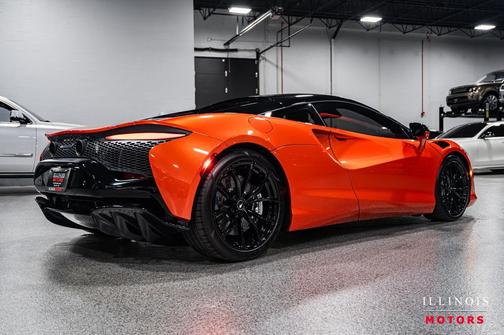 2023 McLaren Artura Coupe