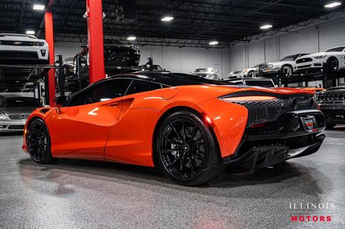 2023 McLaren Artura Coupe