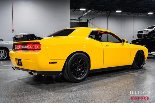 2010 Dodge Challenger SRT8