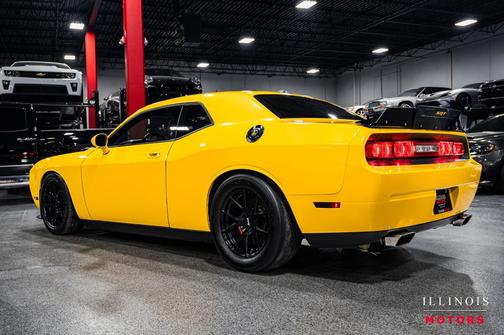 2010 Dodge Challenger SRT8