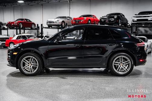 2020 Porsche Macan Base