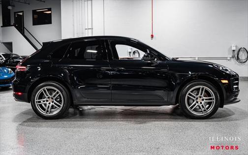 2020 Porsche Macan Base