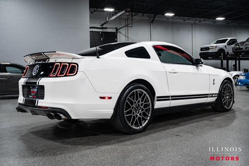 2013 Ford Shelby GT500 Base