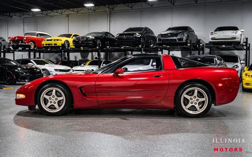 2000 Chevrolet Corvette Base