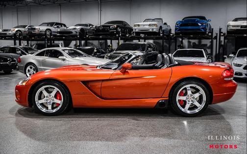 2005 Dodge Viper SRT10