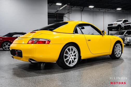 2001 Porsche 911 Carrera 4