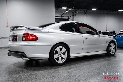 2005 Pontiac GTO Coupe