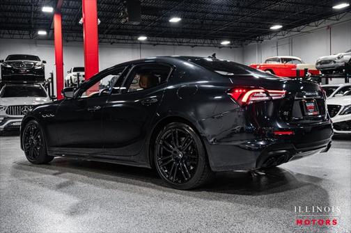 2023 Maserati Ghibli Modena Q4