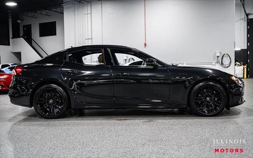 2023 Maserati Ghibli Modena Q4