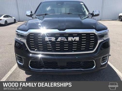 2025 RAM 1500 Tungsten Crew Cab 4x4 57' Box