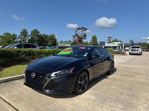 2024 Nissan Altima 2.5 SR
