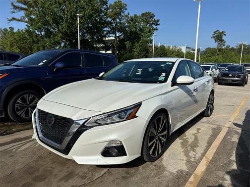 2020 Nissan Altima 2.0 Platinum