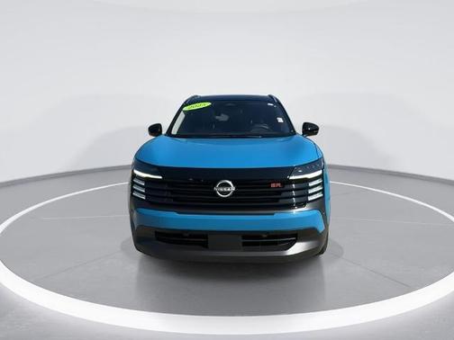 2t Ice Blk Roof 2025 Nissan Kicks SR