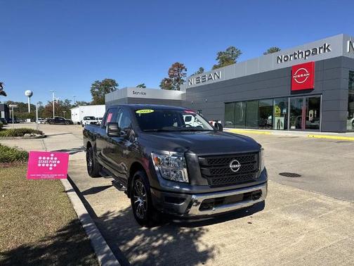 2024 Nissan Titan SV