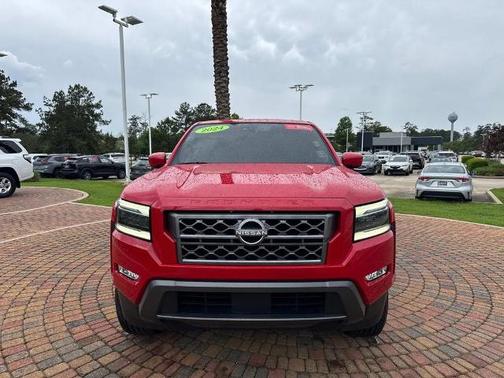 2024 Nissan Frontier SL