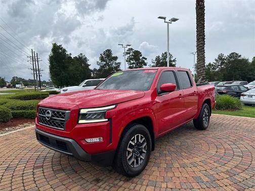 2024 Nissan Frontier SL