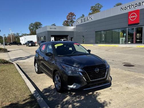 2025 Nissan Kicks Play S