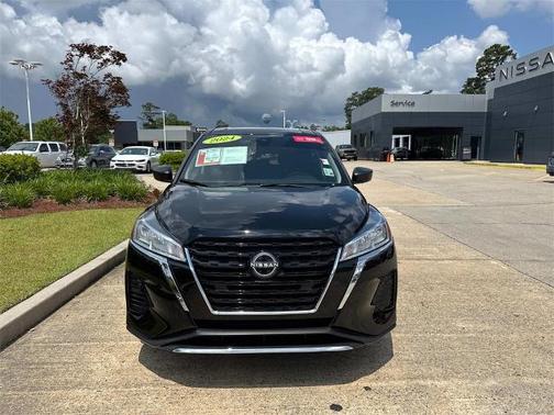2024 Nissan Kicks S
