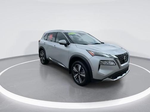 Brilliant Silver Metallic 2021 Nissan Rogue Platinum