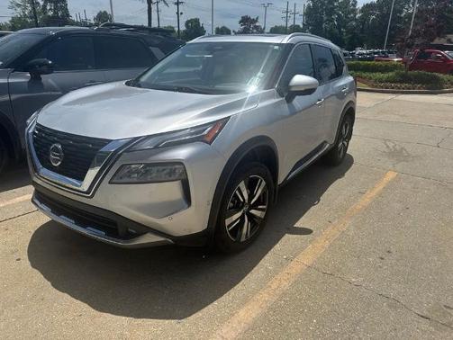 Brilliant Silver Metallic 2021 Nissan Rogue Platinum