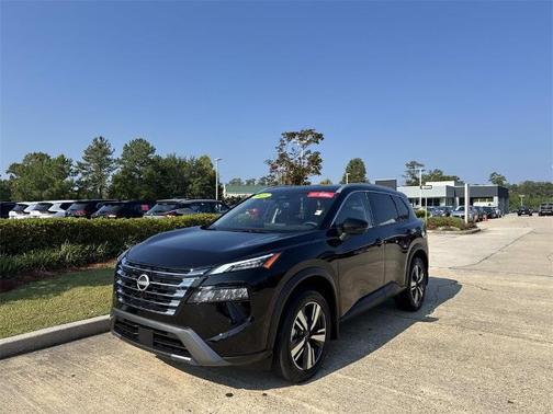 2025 Nissan Rogue SL