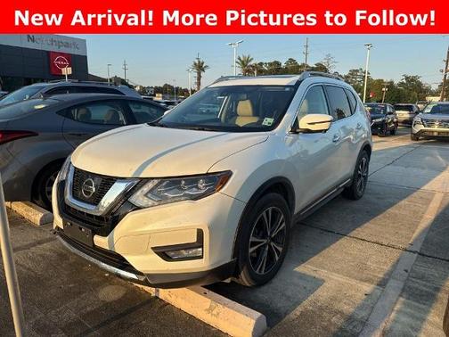2017 Nissan Rogue SL