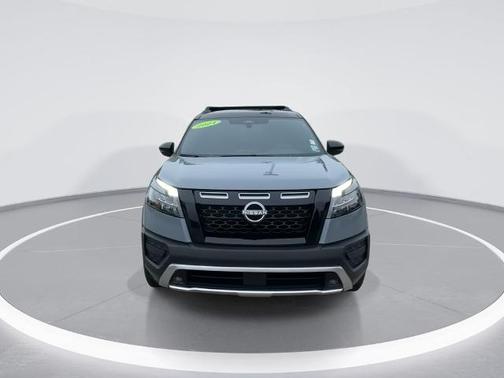 2t Gry Blk Roof 2024 Nissan Pathfinder Rock Creek