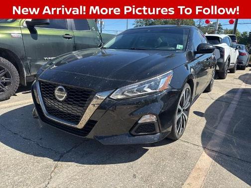 2022 Nissan Altima 2.5 SR