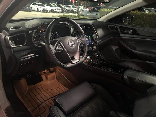2023 Nissan Maxima Platinum