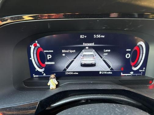 2024 Nissan Pathfinder Platinum