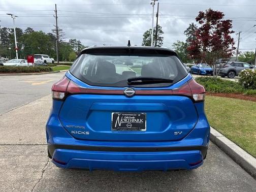 2023 Nissan Kicks SV