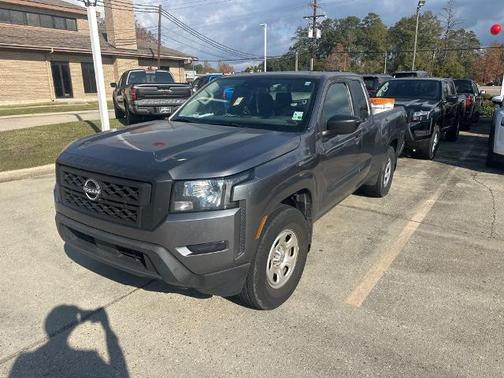 2023 Nissan Frontier S