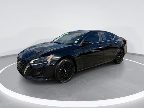 Black 2025 Nissan Altima SV