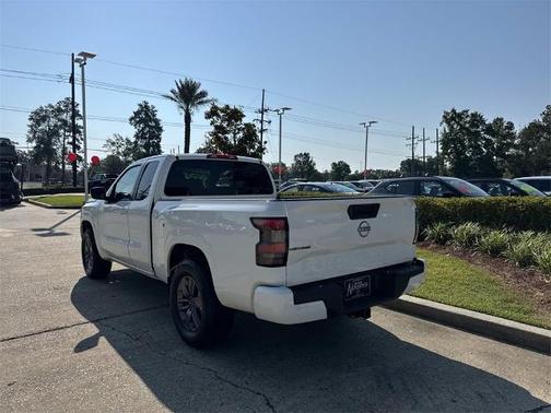 2025 Nissan Frontier SV