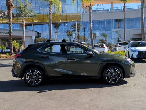 2020 Lexus UX 250h Base