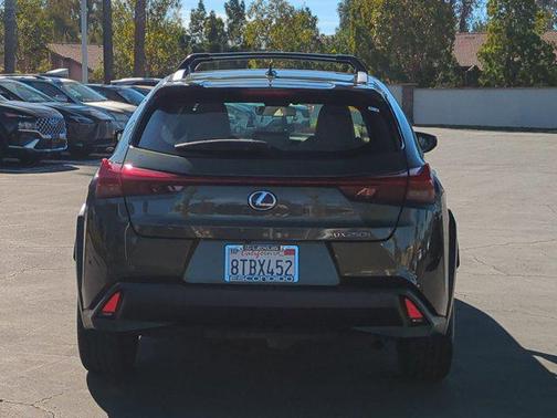 2020 Lexus UX 250h Base